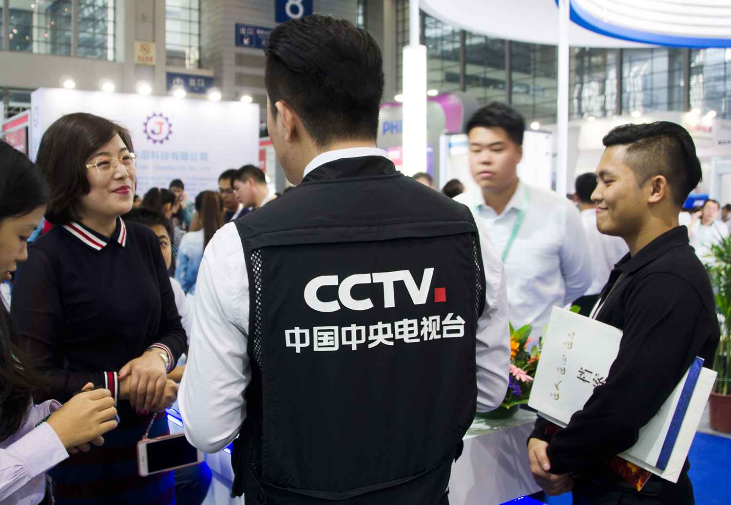 中央電視臺采訪 中央電視臺采訪